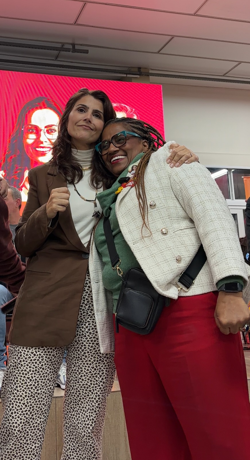 Reginete Bispo em evento de campanha